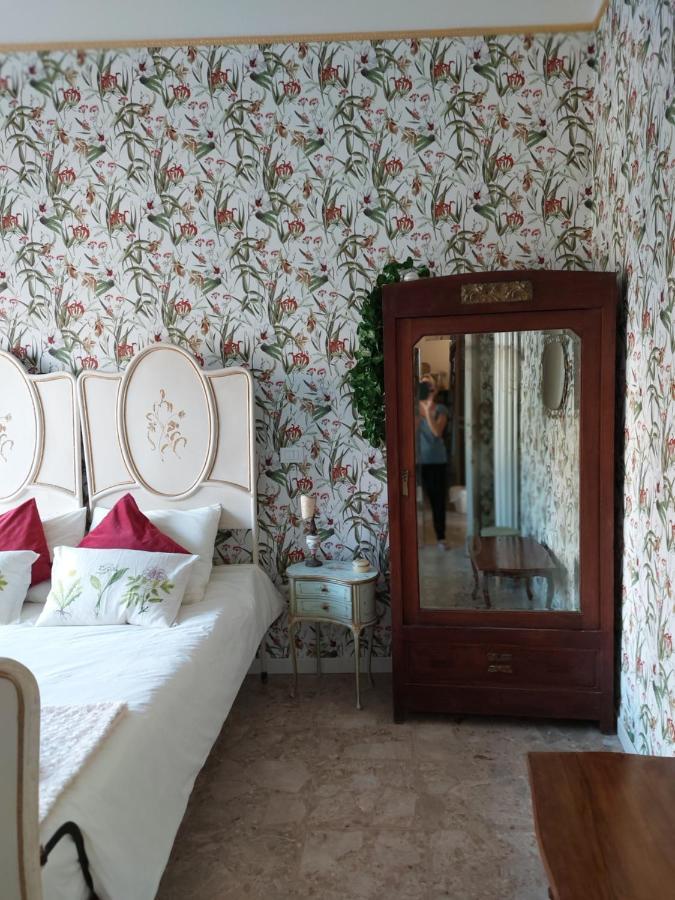 Bed And Breakfast La Pecora Rosa Sant'Omero Экстерьер фото