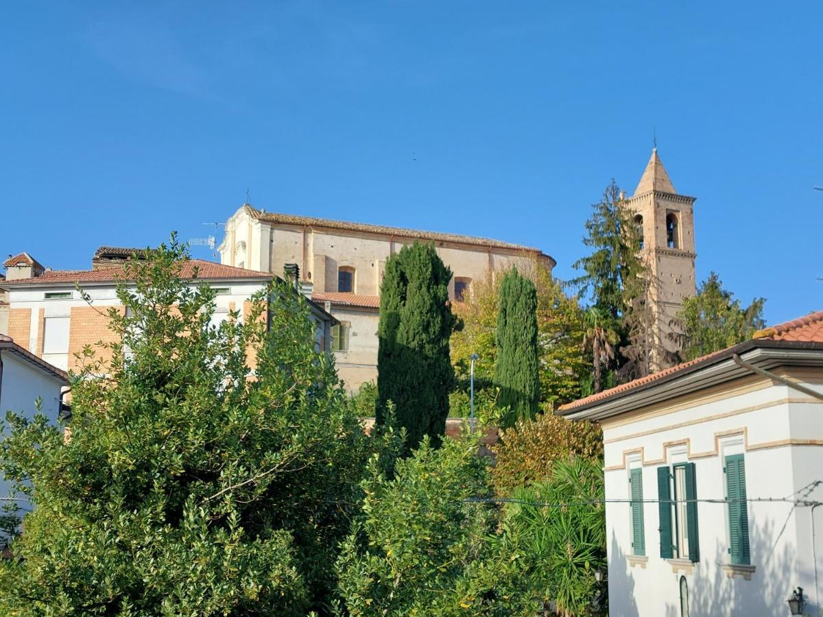 Bed And Breakfast La Pecora Rosa Sant'Omero Экстерьер фото