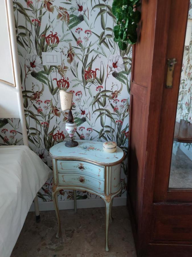 Bed And Breakfast La Pecora Rosa Sant'Omero Экстерьер фото