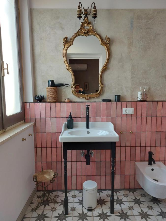 Bed And Breakfast La Pecora Rosa Sant'Omero Экстерьер фото